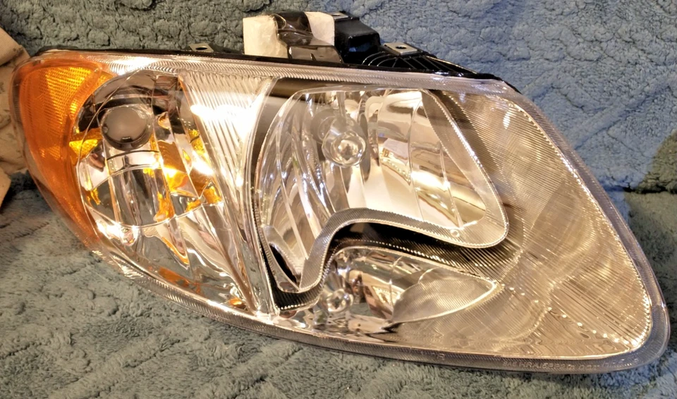 NOVO Chrysler Dodge Caravan Town Country Voyager Farol R L Par 2001-2007 + - Imagem 2 de 4