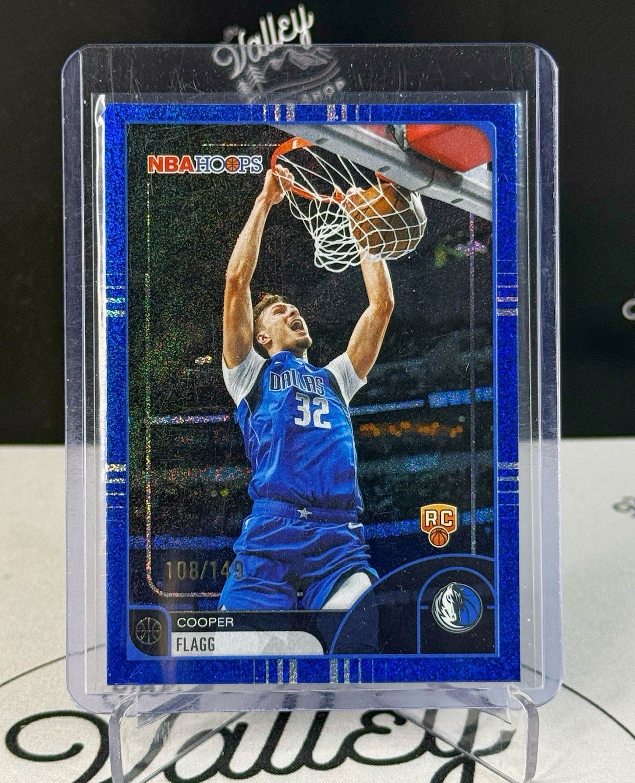 2026 Topps NBA Hoops Cooper Flagg #35 Blue Pixel Burst RC Rookie Mavericks /149