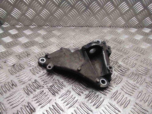 AUDI A6 4B2, C5 Getriebehalter 4b0399113k 2.50 Diesel 120kw 2004 13740649