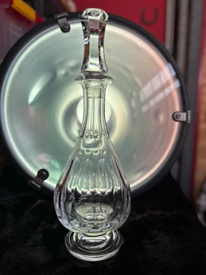 Große schwere Kristallglas Karaffe – facettierter Schliff – eleganter Stopfen - Bild 1 von 4