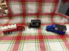 Lot Of 3 Die Cast 1/64 Vintage Lledo Standard Oil, Chevron Gas, Red Crown Gas