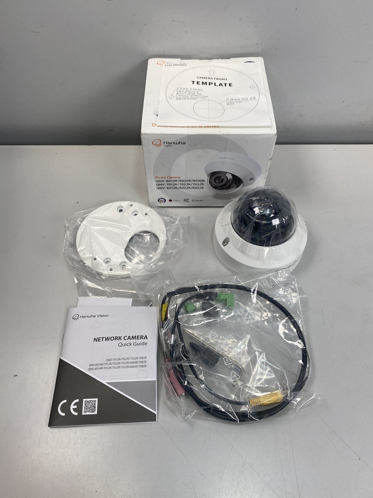 Hanwha Techwin 4MP IR Vandal Dome, QNV-7012R - White