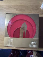 Carolina Herrera Very Good Girl Eau de Parfum 50ml and Body Lotion 100ml Gift