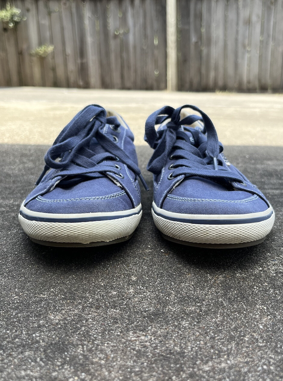 taos guest star sneaker