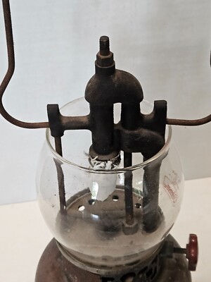 Vintage AGM American Gas Machine Lantern Model 3016 w Vintage AGM American Gas Machine Lantern Model 3016 w