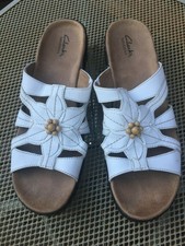 clarks bendables lexi