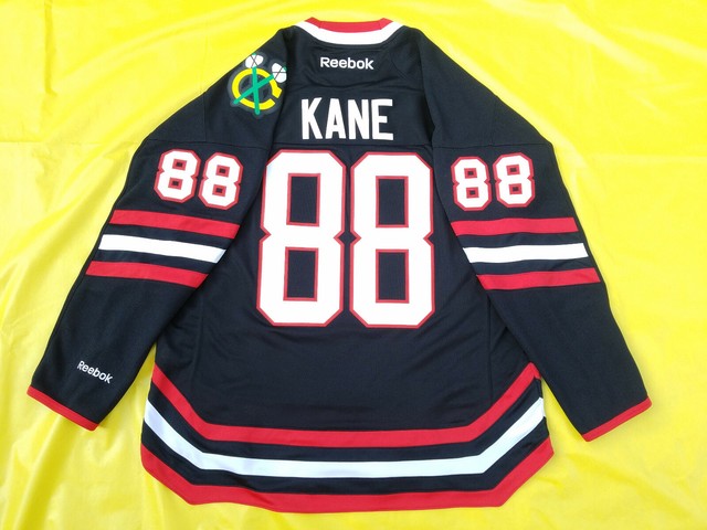 patrick kane black jersey