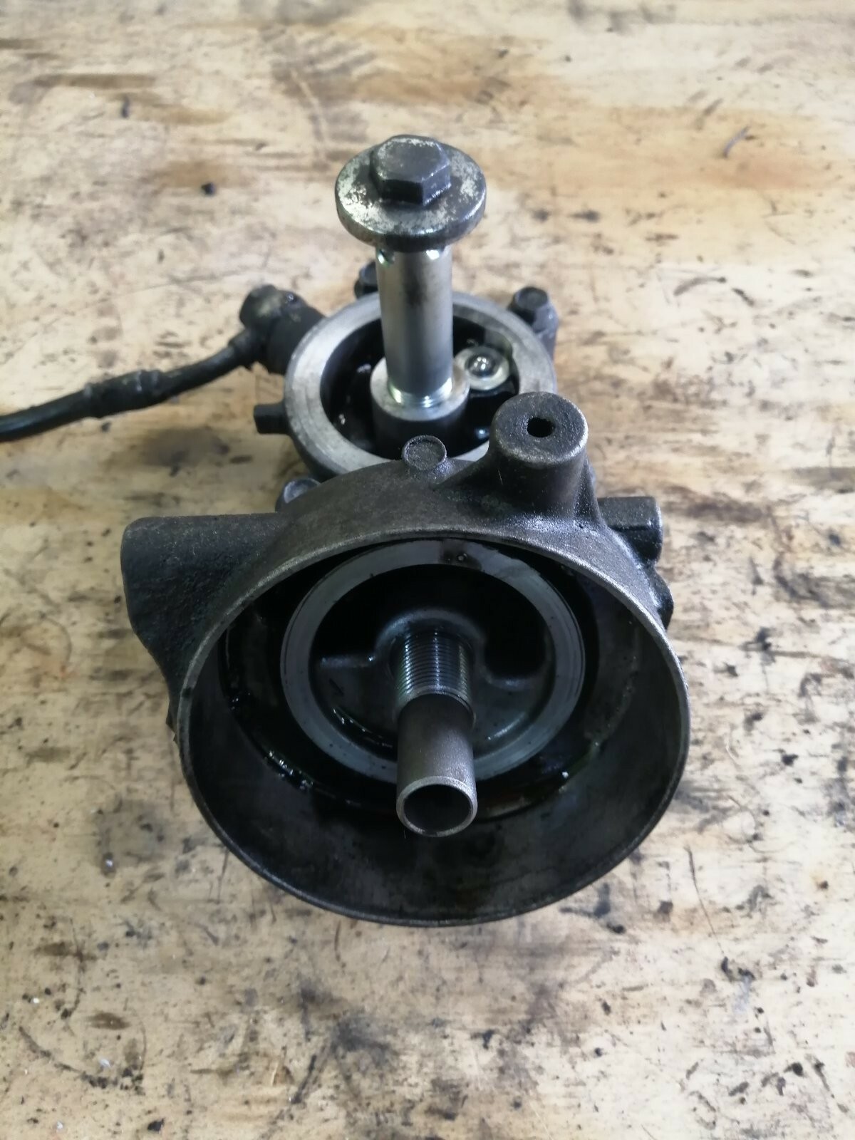 OIL FILTER HOUSING 20112014 For NISSAN NAVARA PATHFINDER YD25 D40 EURO