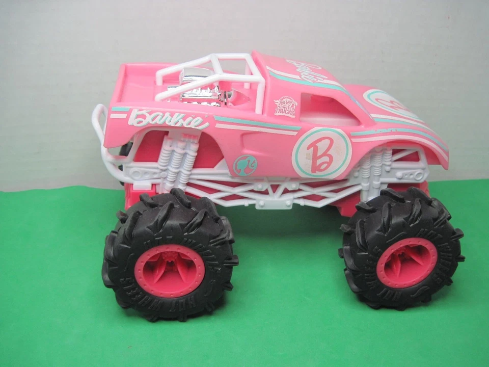 Hot Wheels Barbie Monster Truck 2.4 GHz R/C 1:24 Scale No Remote - Image 2 of 4