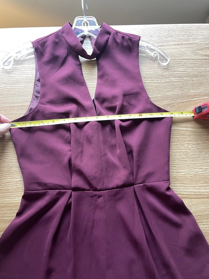 Topshop burgundy with blk lace insert romper size US4 with a back zip and button - Image 4 of 4