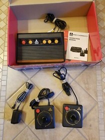 Atari Flashback 2 Classic Game Console with 40 Built-in Games AR26944 Orig. Box