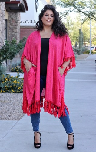 PLUS SIZE Womens FLORAL FUCHSIA SERAPE 