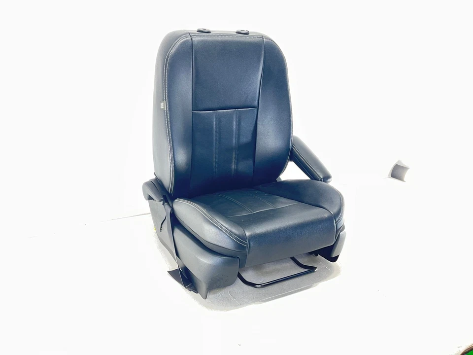 11-16 Chrysler Town & Country asiento manual delantero derecho cuero OEM Foto 3 de 4