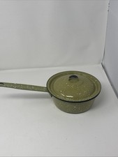 Cacerola vintage de esmalte moteado verde aguacate con tapa 1,5 cuartos de galón impecable