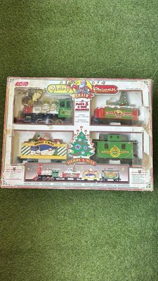 1990 Melody Christmas Train By Echo Plays 3 Melodies Sound Lights Music 18 Piece