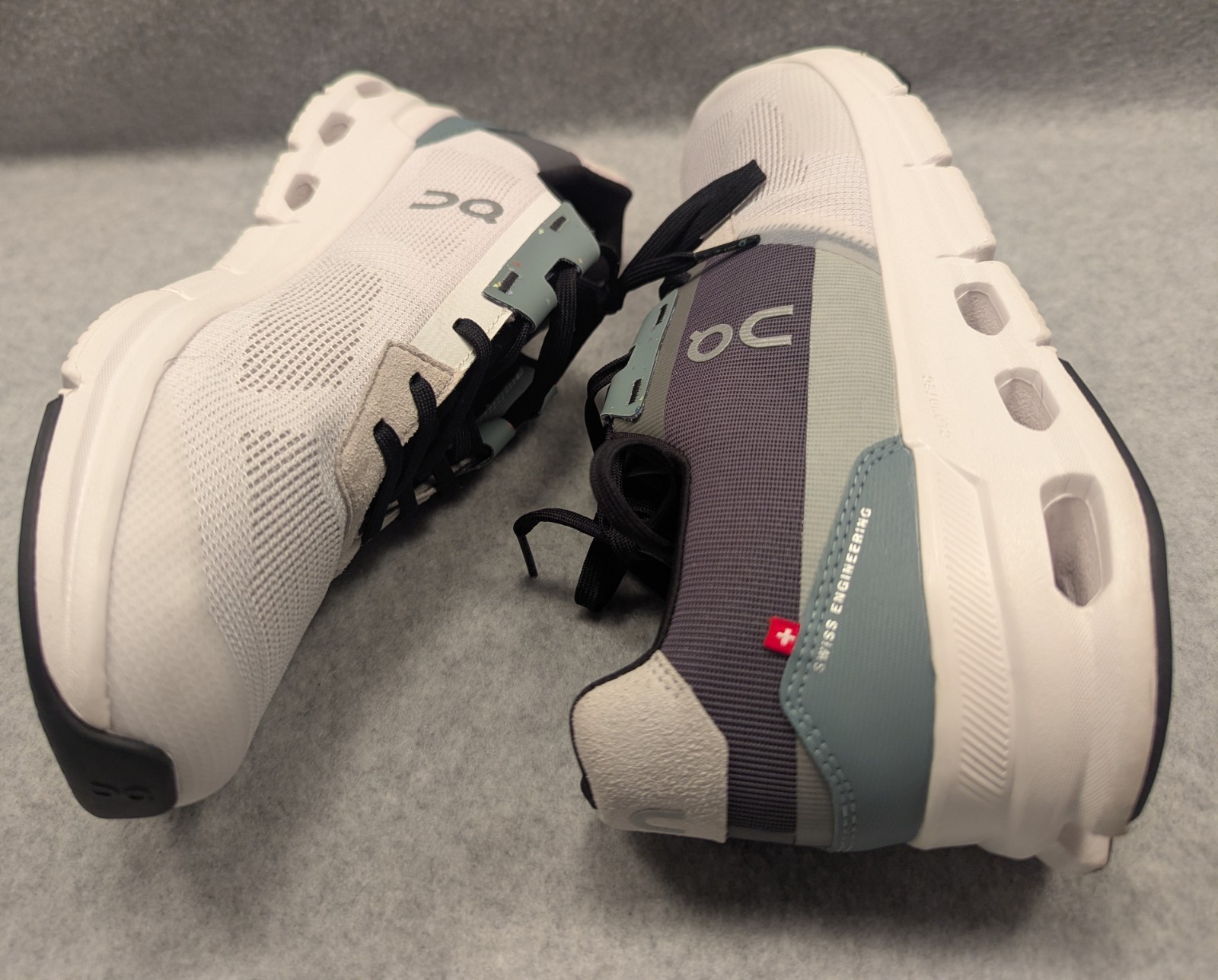 On Cloudrift Swiss Engineering White/Asphalt Runn… - image 16