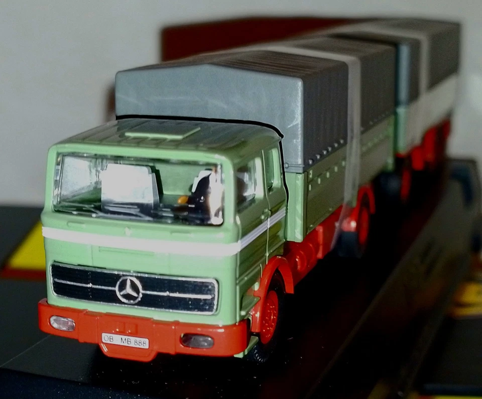 CARSON 1:87 - MB 1620 Plane mit Anhänger - ger - Grün - 2.4 GHz - 100%RTR - Bild 2 von 4