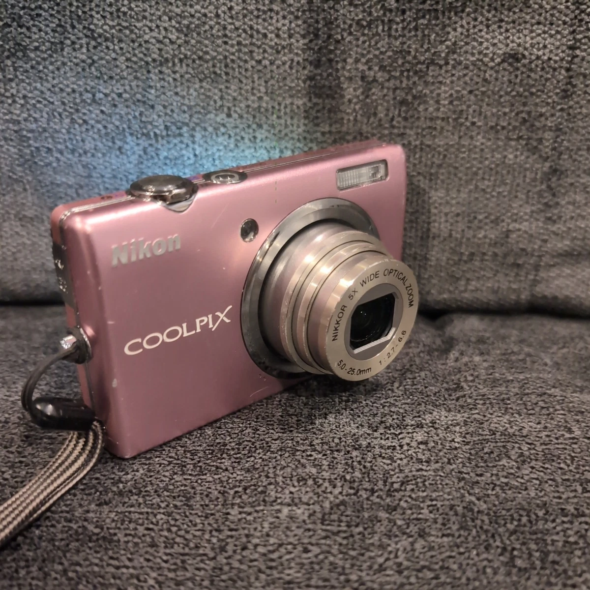 Preços baixos em Câmeras digitais Nikon Coolpix S570 | eBay