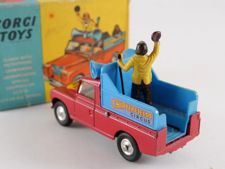 Corgi N.487 di Chipperfield Circo Land Rover Parade Veicolo IN Scatola 1/43 - Immagine 3 di 4