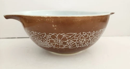 Vintage Pyrex Woodland Brown 442 Mixing Serving Cinderella Bowl 1.5 L