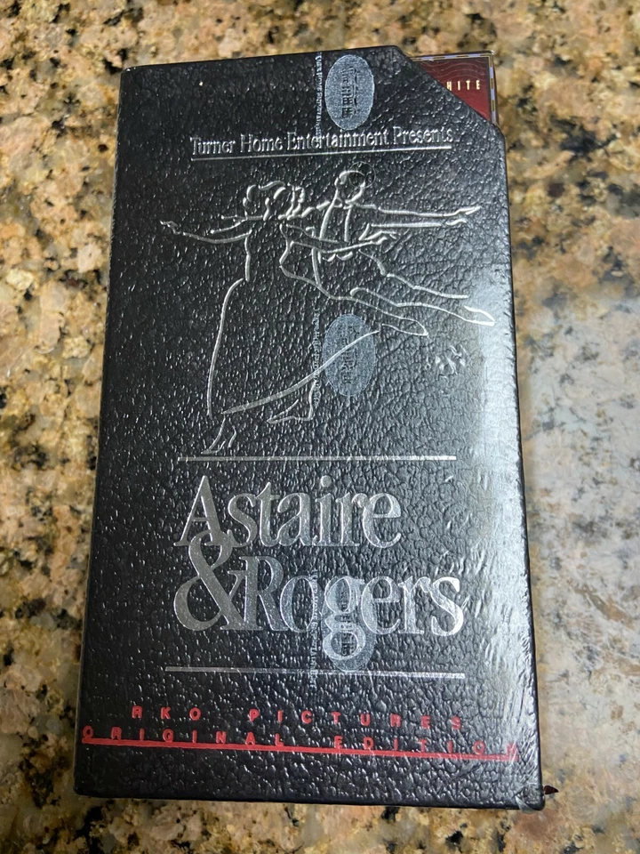 Astaire & Rogers Top Hat Shall We Dance Swing Time SEALED VHS 3 Tapes Box Set  - Image 3 of 4