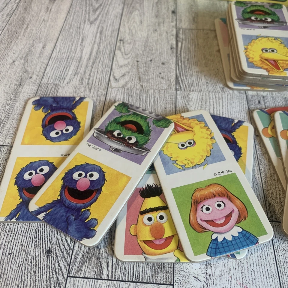 Juego completo vintage de dominó de Plaza Sésamo de Golden 1991 Big Bird Ernie  Foto 2 de 4