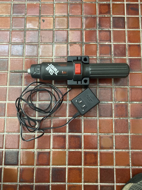 skil twist xtra cordless screwdriver battery charger skil twist xtra cordless screwdriver battery charger