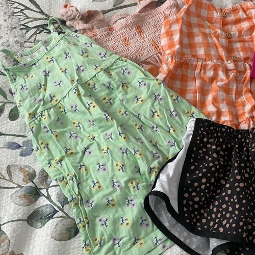 Carters/Nike 3T Kids Clothing Set- 3 Dresses 1 Outfit &1 Short - Picture 2 of 3