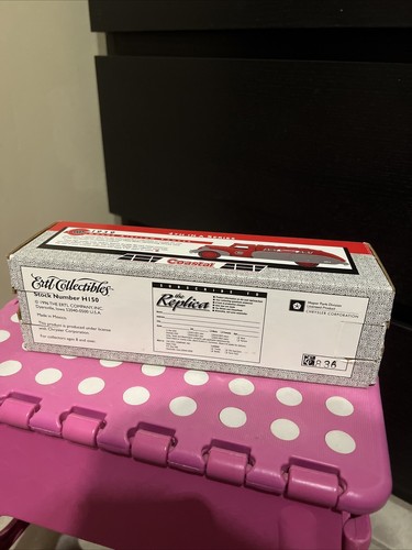 New ERTL Coastal 1939 Dodge Airflow Tanker Bank 4th in Series Diecast 1:38 Coin - Picture 7 of 10