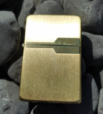 Zorro Feuerzeug Sturmfeuerzeug Gold Edelstahl Benzinfeuerzeug