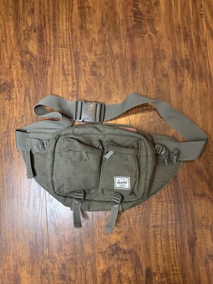 aldi hiking backpack Aldi Is Selling a Colorful $15 Hiking Backpack That's Similar to a  Patagonia Style Over 7x the Price