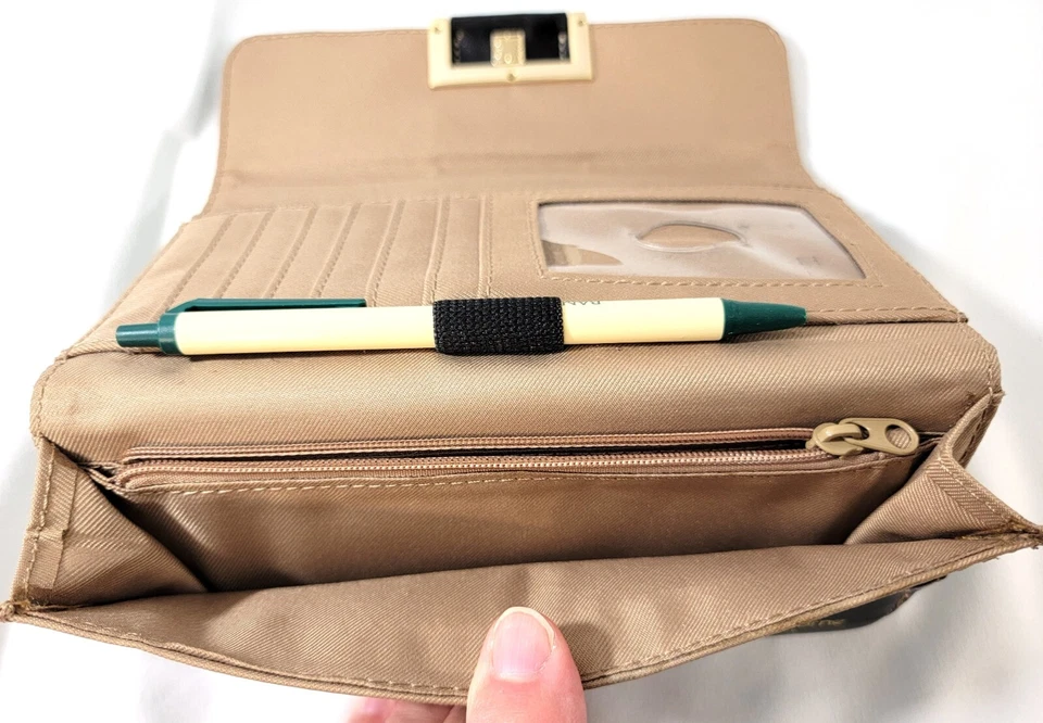 Liz Claiborne Women's Trifold Wallet Canvas 4" X 6" - Image 4 of 4