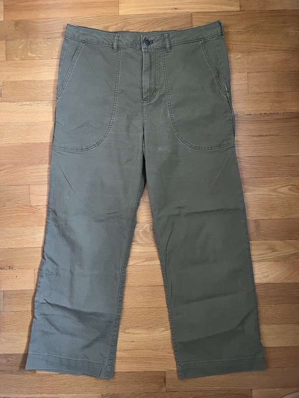 Patagonia Women’s Stand Up Cropped Pants - Fatigue Green - Size 12 - Modified