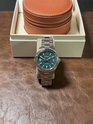 Ebel Discovery Stahl Box & Papiere, Quarz 41mm Ref. 24234491 grünes Zifferblatt.