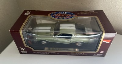 Road Legends 1968 SHELBY GT-500KR Diecast Metal  1:18 Die-Cast Mustang