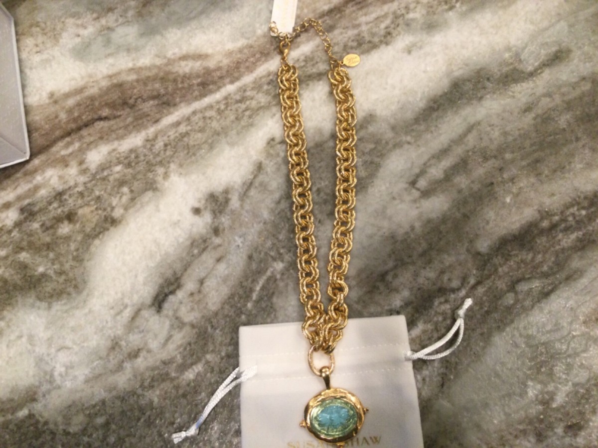 Susan Shaw Aqua Venetian Glass Bee Pendant NWT