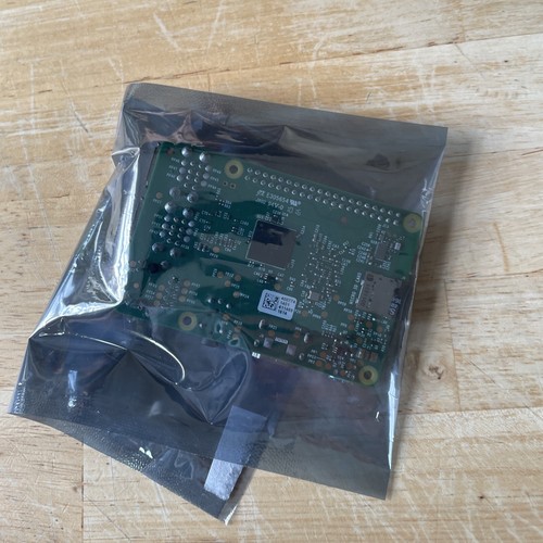 Raspberry Pi 3 Model B+ (Broadcom BCM2837, 1.2 GHz, 1 GB RAM) Single-Board... - Afbeelding 4 van 4
