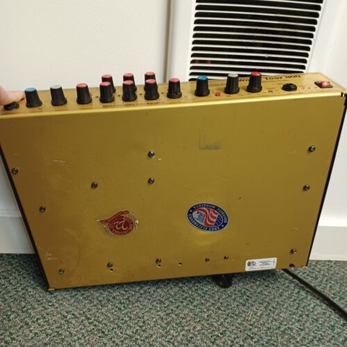 David Eden World Tour 800 Bass Guitar Amplifier - Picture 13 of 13