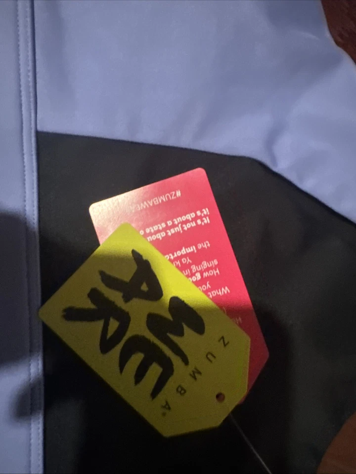 Sujetador de un hombro Zumba Foto 3 de 4