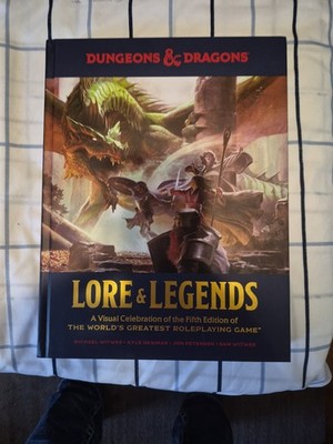 Dungeons and Dragons Lore and Legends : A Visual Celebration of the Fifth...