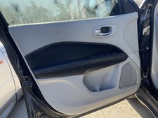 JEEP COMPASS 2018 Front Door Trim Panel 10015...