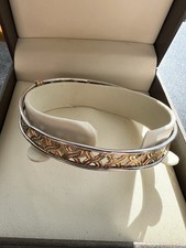 9ct Yellow And White Gold Kisses Bangle Stamped For Gold