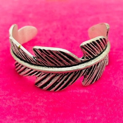 Rustic Cuff Women's Silver Tone Etched Curved Leaf Cuff Metal Bracelet
