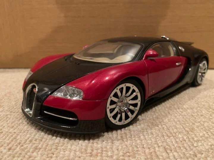 1/18 AUTOart Bugatti Veyron Red Black Without Box From Japan Model Car Minicar - Image 2 of 4