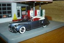Minichamps 1941 Lincoln Continental, 1:43 NIB Ford 100 Year Heart & Soul