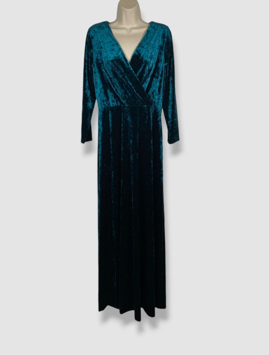 green crushed velvet wrap dress DARK GREEN CRUSHED VELVET DRESS main image 1