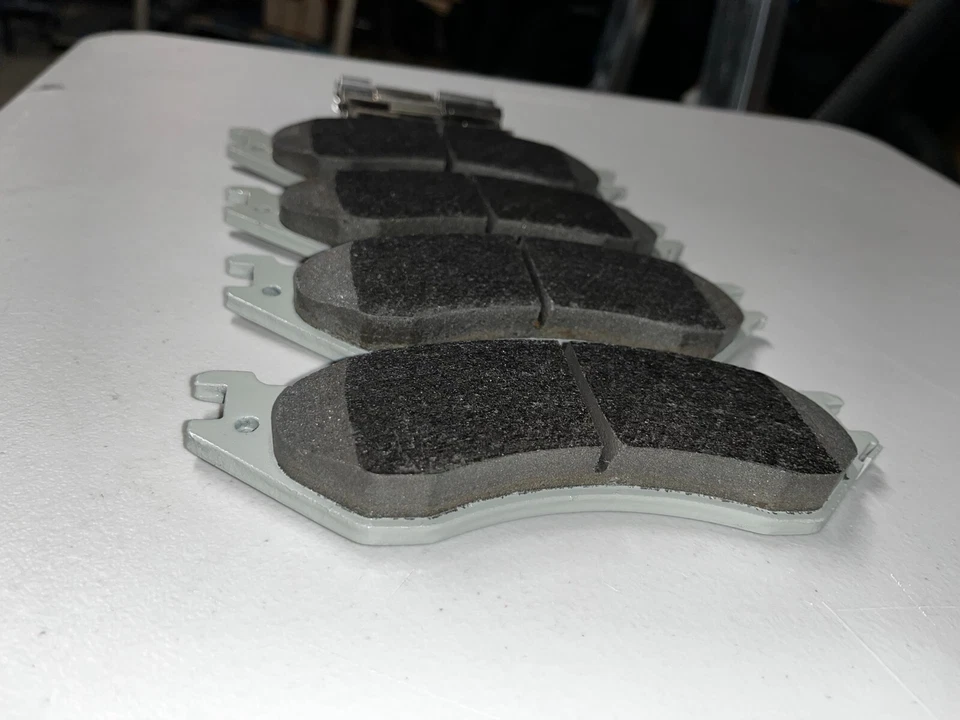 Тормозные термошиетные задние колодки Wagner MX702A для 01–08 Dodge Ram 1500 2500 3500 - Изображение 3 из 4