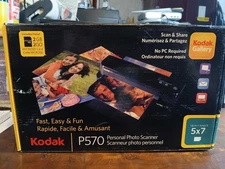 Kodak P570 Personal Handheld Photo Scanner 5x7  Accessories OPEN BOX No Sd Card
