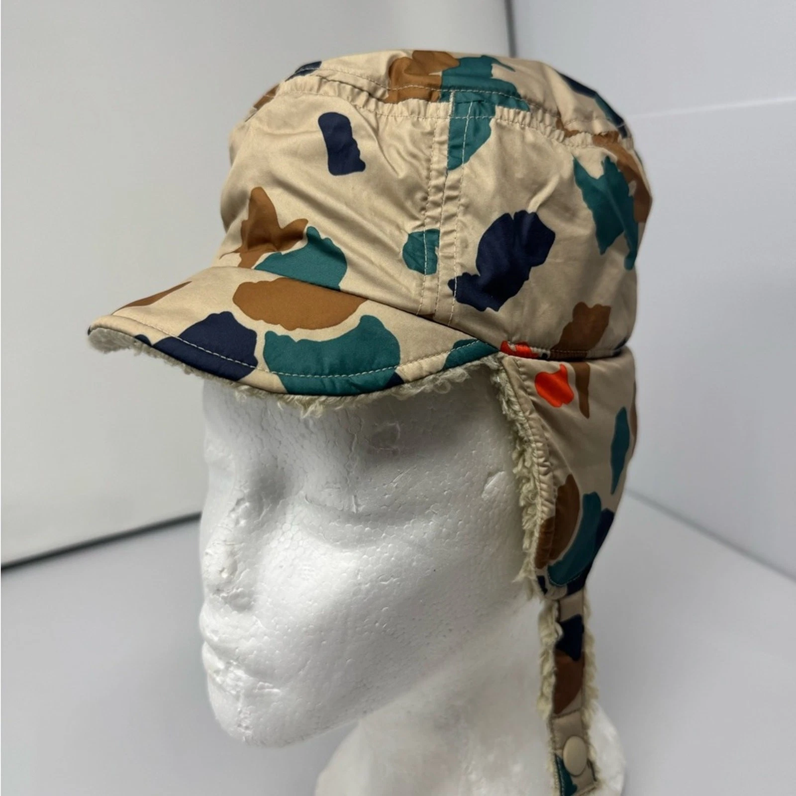 Patagonia Baby Reversible Shell Hat 6-12 months