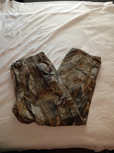 Outfitters Ridge Realtree Hardwoods Camo Cargo Pants Mens L 36-38 Hunting - Picture 1 of 9